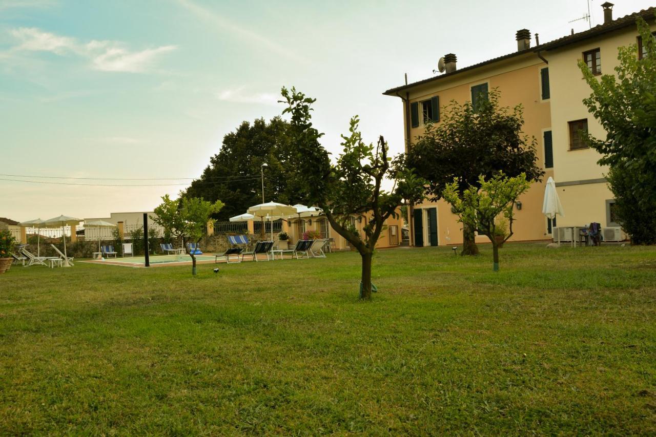 Garden Relays Villa Rosy มาสซาโรซา ภายนอก รูปภาพ